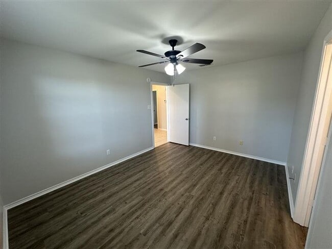 Building Photo - 17060 CR 191