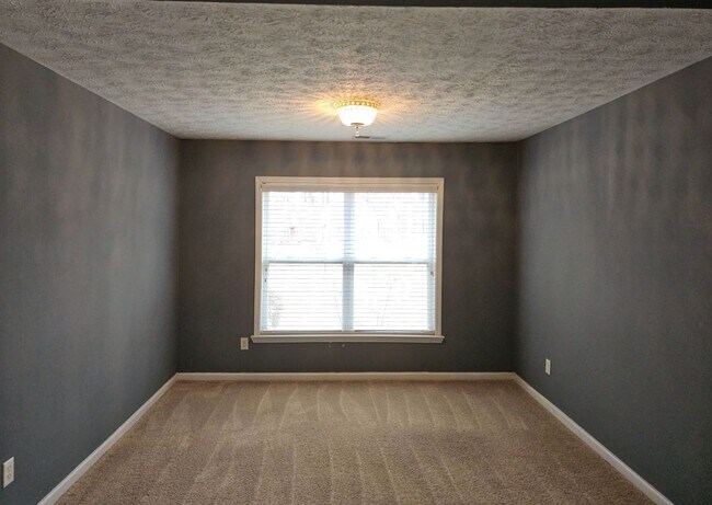 Building Photo - Well Kept Union City Home, 3BR, 2BA