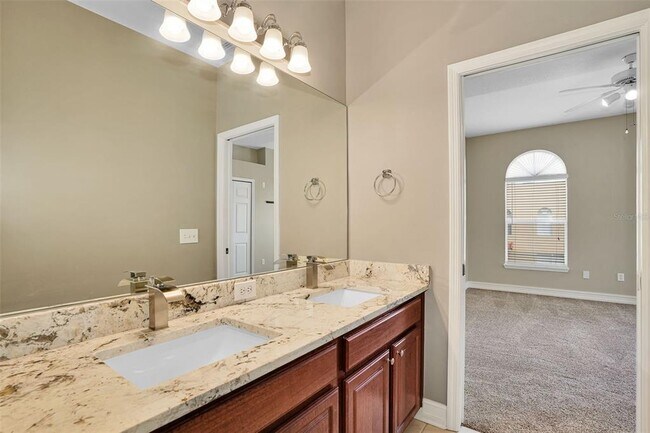 Building Photo - 7100 Sunset Way