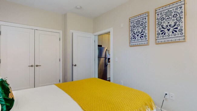 Building Photo - 545 Bedford St