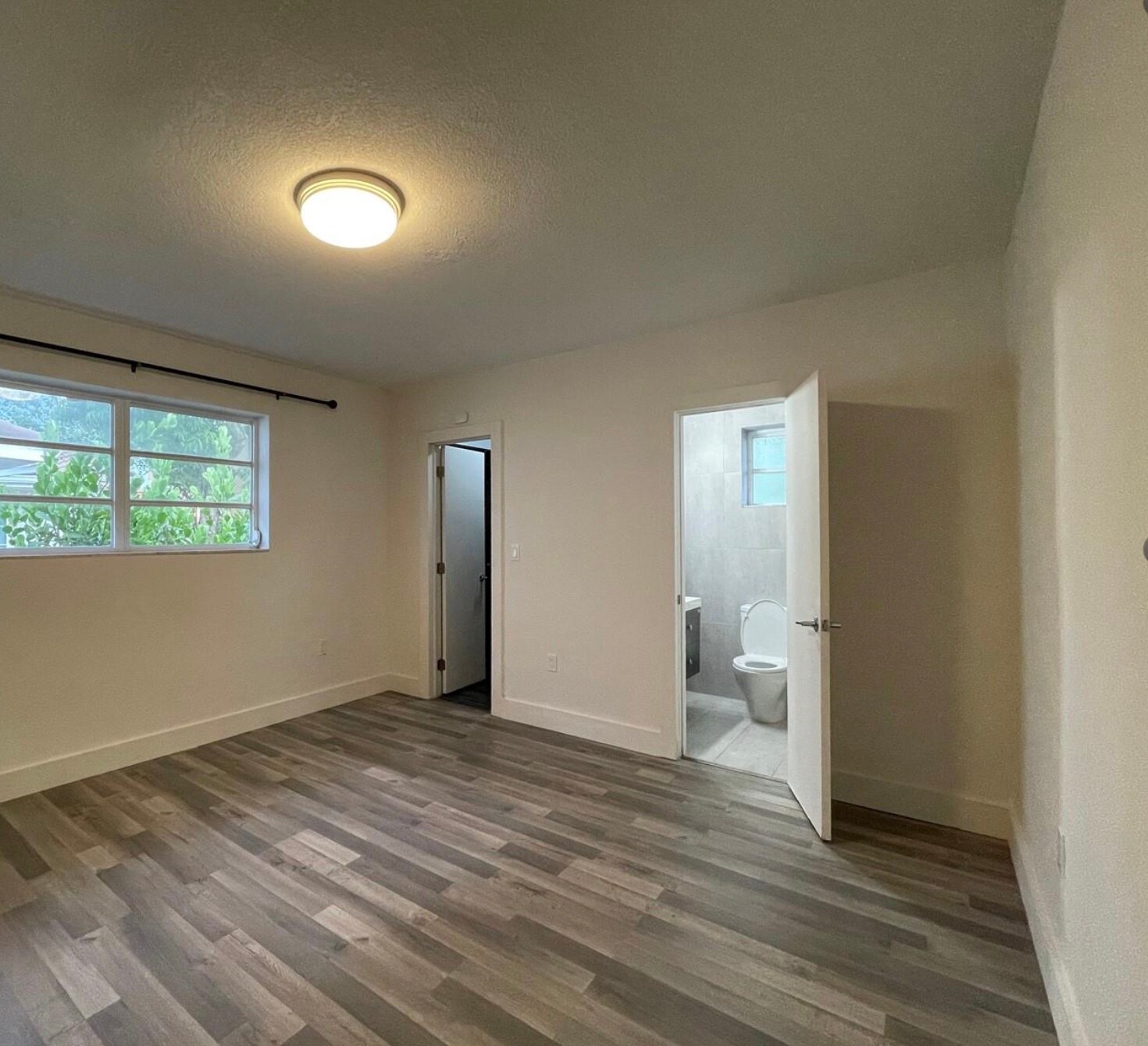 Building Photo - 4021 Red Rd