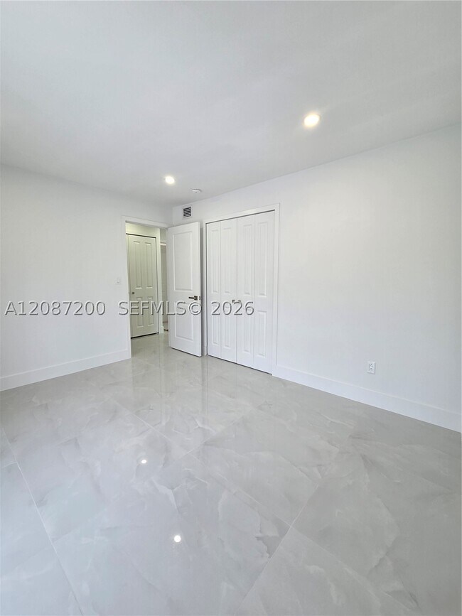 Building Photo - 15434 SW 85th Ln