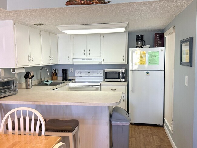 Building Photo - 7750 Jimmy Buffett Mem Hwy