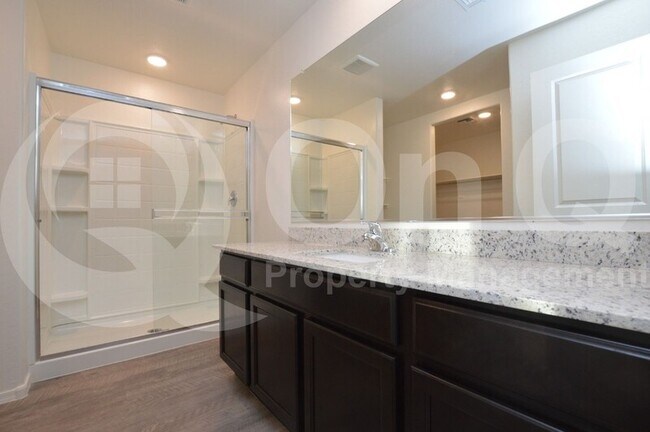Building Photo - 2569 N Mcdonald Ln