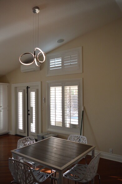 Building Photo - 1524 Waterton Dr
