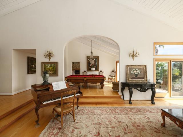 Building Photo - 20780 Fortuna Del Norte
