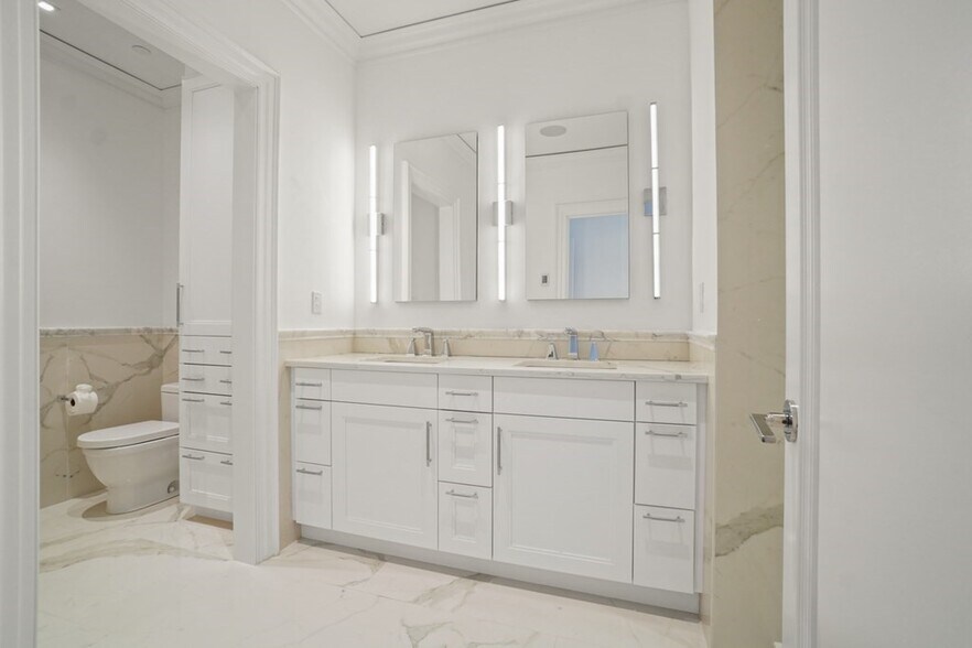 Building Photo - 32 Derne St