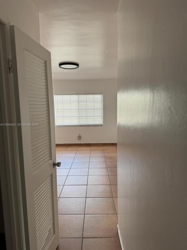 Building Photo - 5731 NW 37th St