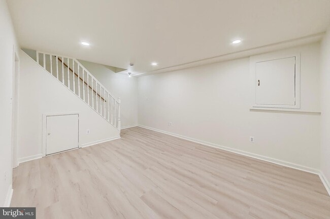 Building Photo - 8932 Barrowgate Ct