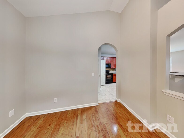 Building Photo - 3058 Clover Rd NW