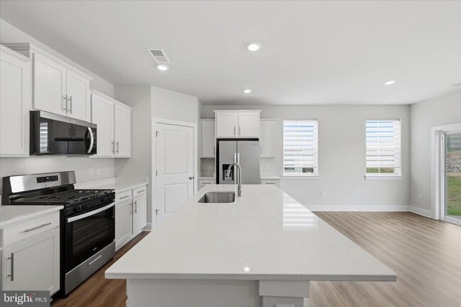 Building Photo - 115 Trellis View Ln