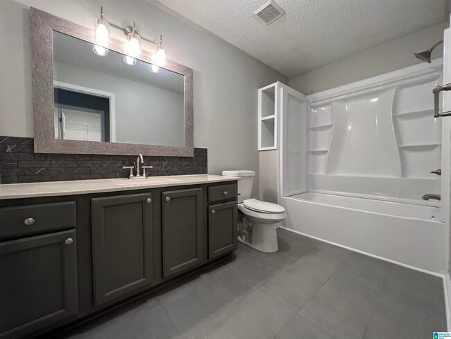 Building Photo - 1648 Savannah Park Ln