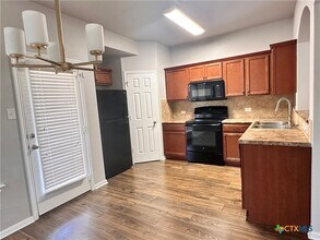 Building Photo - 417 Capistrano Dr