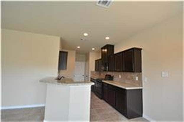 Building Photo - 8023 Villa Lago Ln