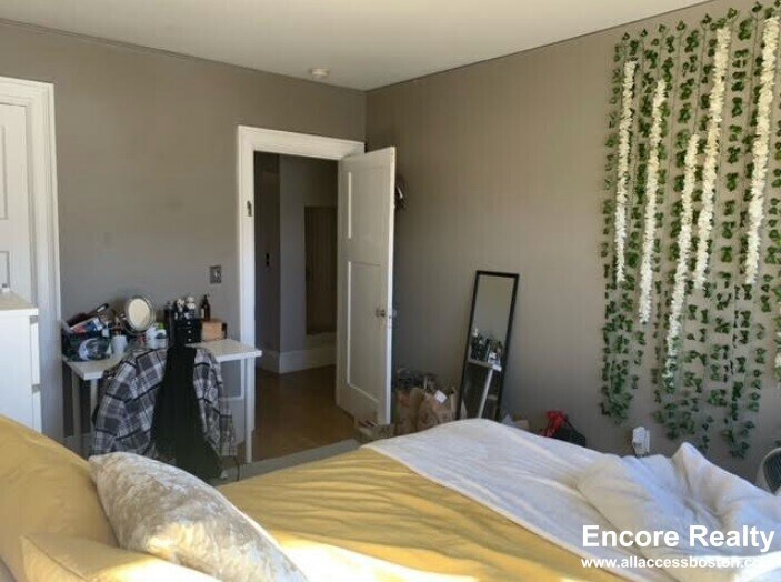 bedroom 3 - 462 Park Dr