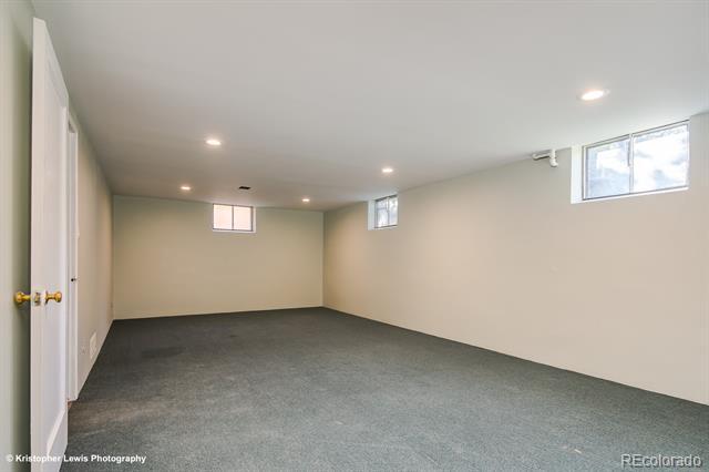 Building Photo - 145 N Downing St