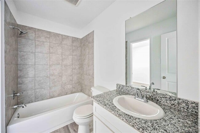 Building Photo - 16515 Jasmine Marie Pl