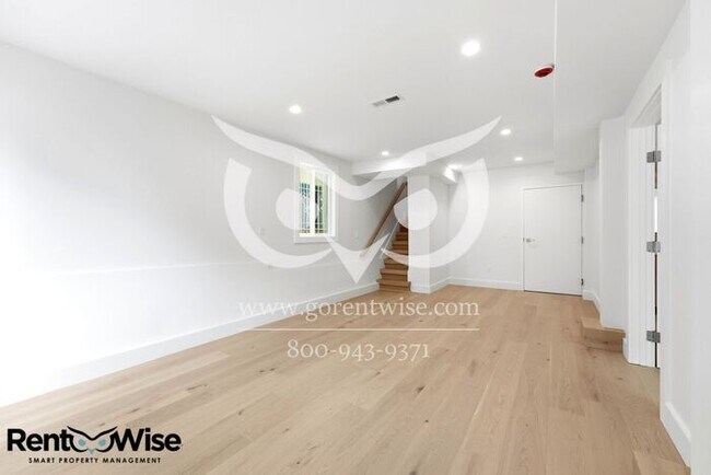 Building Photo - 1 Marview Way