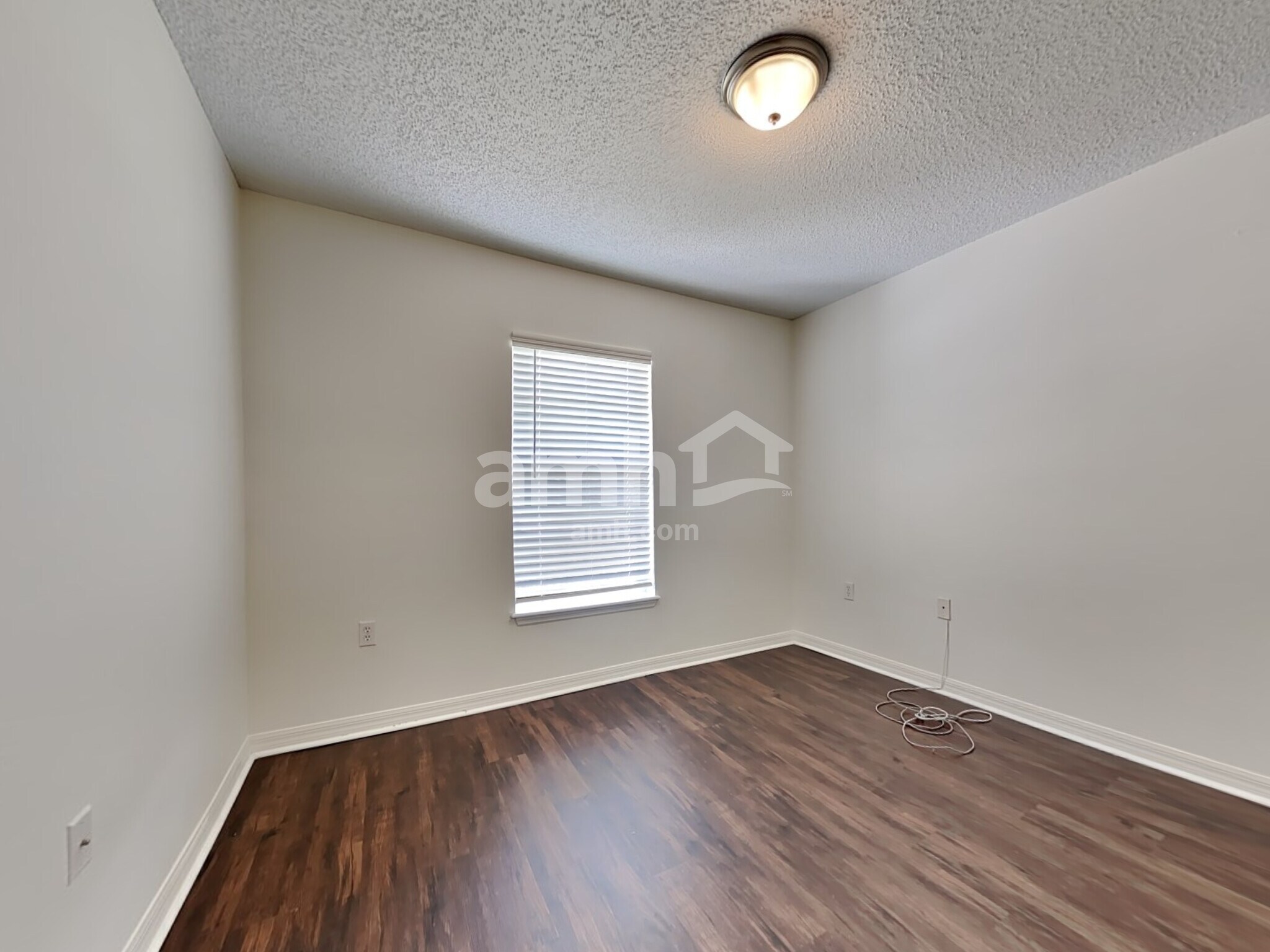 Building Photo - 8058 Misty Meadow Ct N