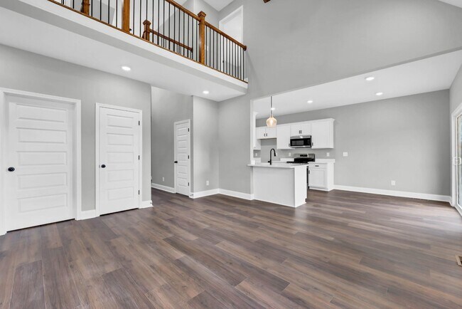 Building Photo - BRAND NEW Hidden Gem!