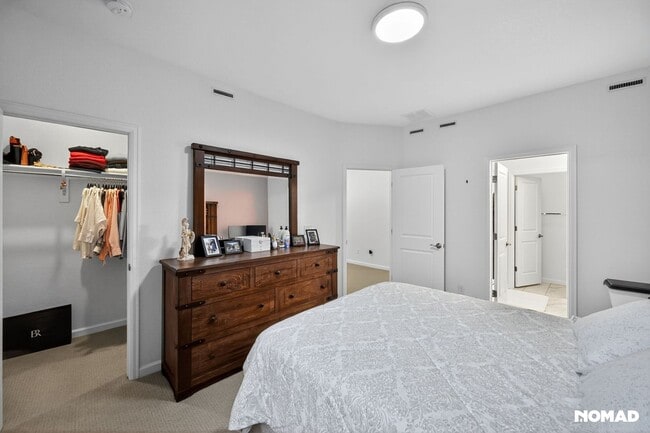 Building Photo - 18201 French Creek Ave