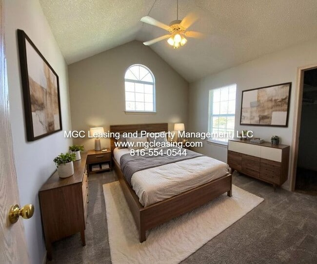 Building Photo - SOUTH GARDEN TOWNHOMES