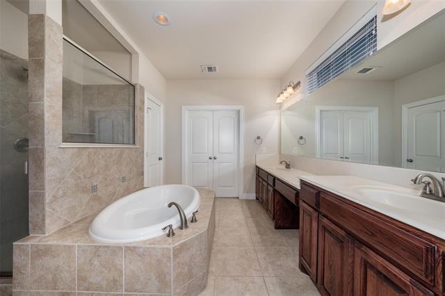 Building Photo - 14104 Sparrow Hill Dr