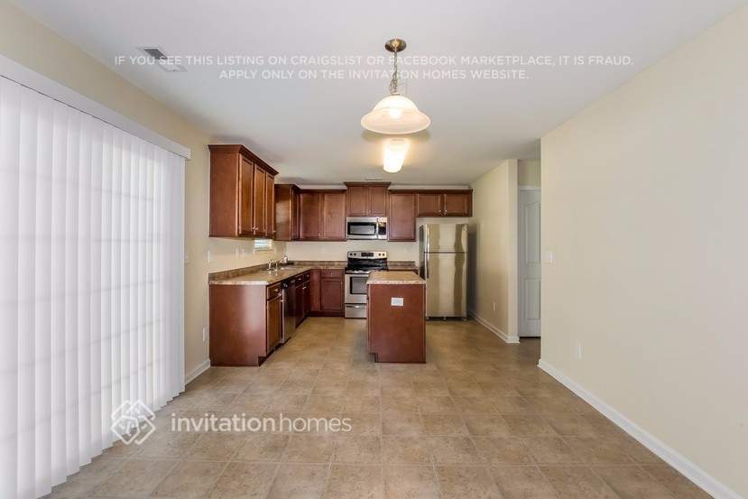 Building Photo - 9507 Pond Vista Court