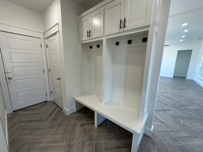 Building Photo - 116 McBryde Ln