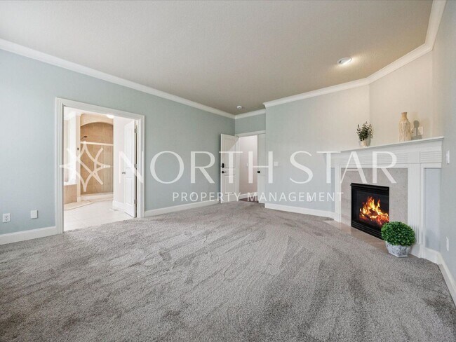 Building Photo - Tuscan Hills Traditional in Happy Valley