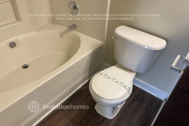 Building Photo - 847 Anchor Way NE