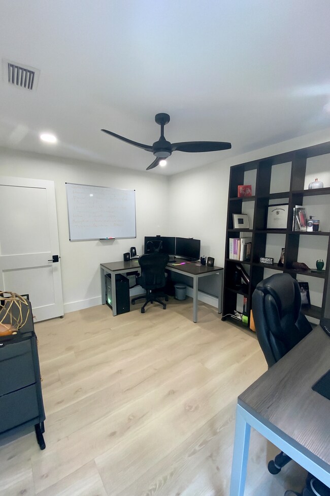 Building Photo - 1853 Shower Tree Way