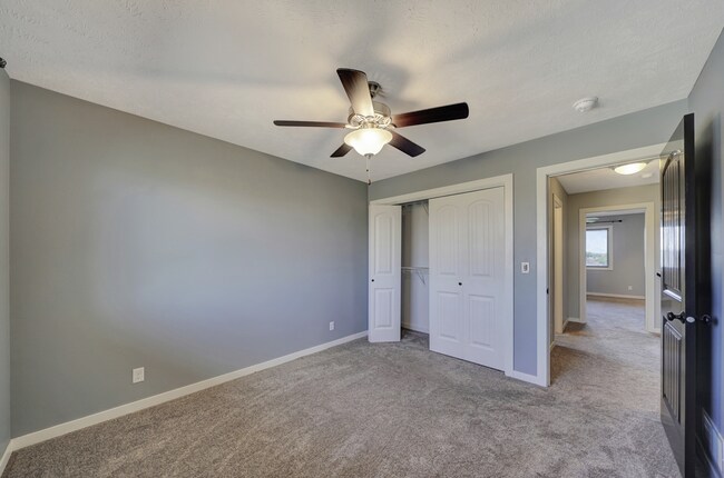 Building Photo - 7339 Yankee Woods Dr