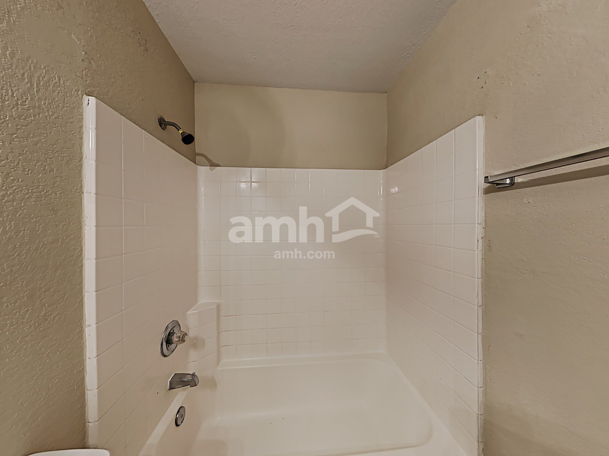 Building Photo - 8610 Still Moon