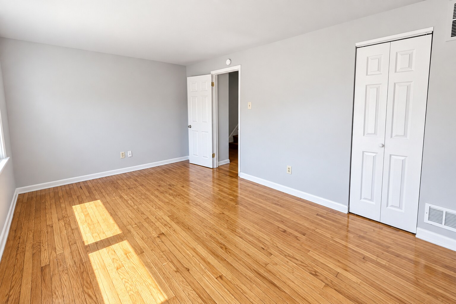 Building Photo - 727 W Emaus Ave
