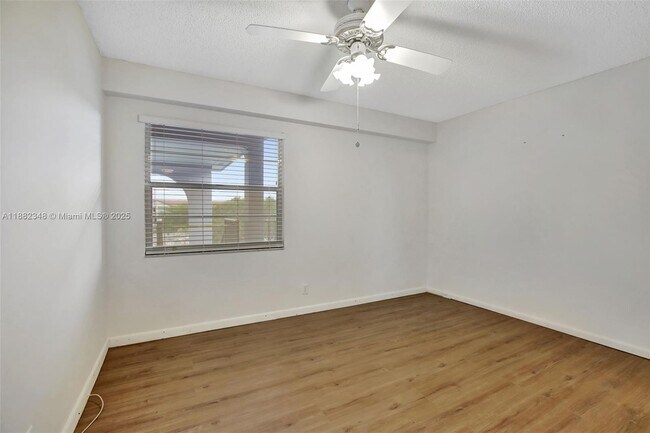 Building Photo - 1201 SW 128th Terrace