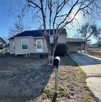 Building Photo - 209 Lackey St