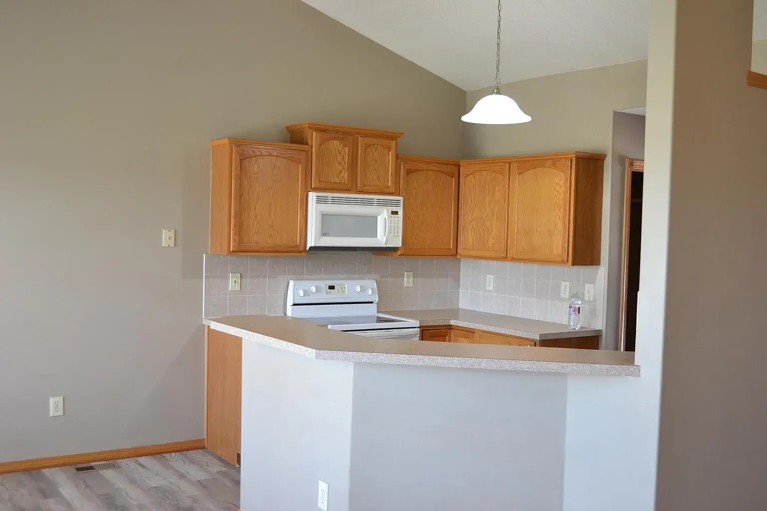Building Photo - 6022 E Ironhorse Cir