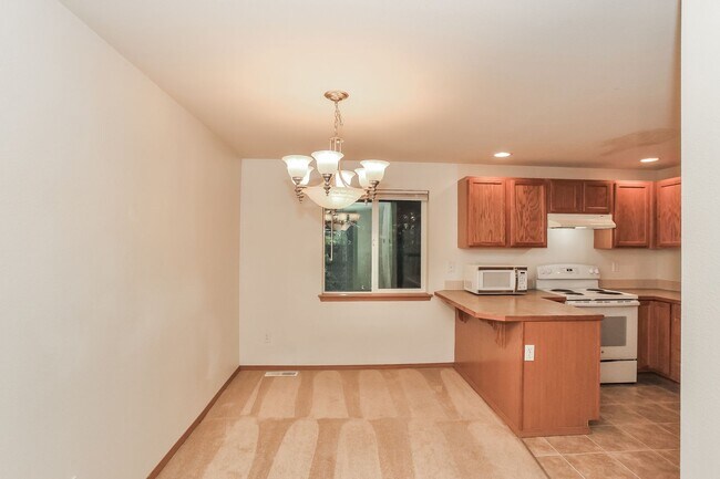 Building Photo - 7606 Berkeley Pl