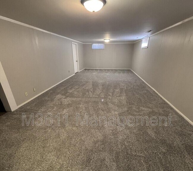 Building Photo - 5313 Leighton Ave