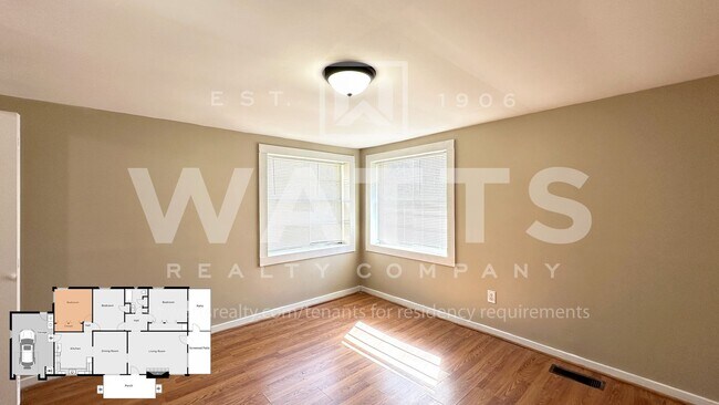 Building Photo - 3 Bedroom Home w/Lots of Space in Forestda...