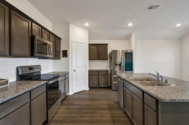 Building Photo - 4206 Showboat Ln