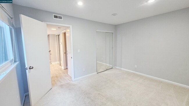 Building Photo - 347 Scottsdale Rd