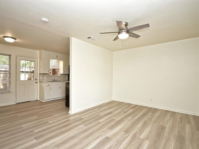 Building Photo - 7601 Tisdale Dr