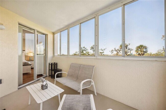 Building Photo - 2625 Terra Ceia Bay Blvd