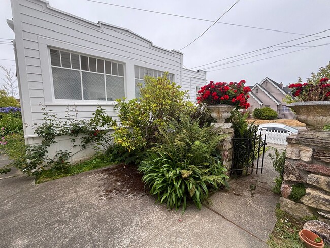Primary Photo - 1 bedroom Victorian with garage