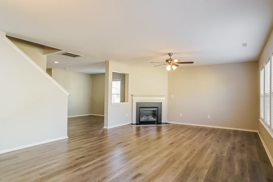 Building Photo - 4901 Autumn Sage Landing