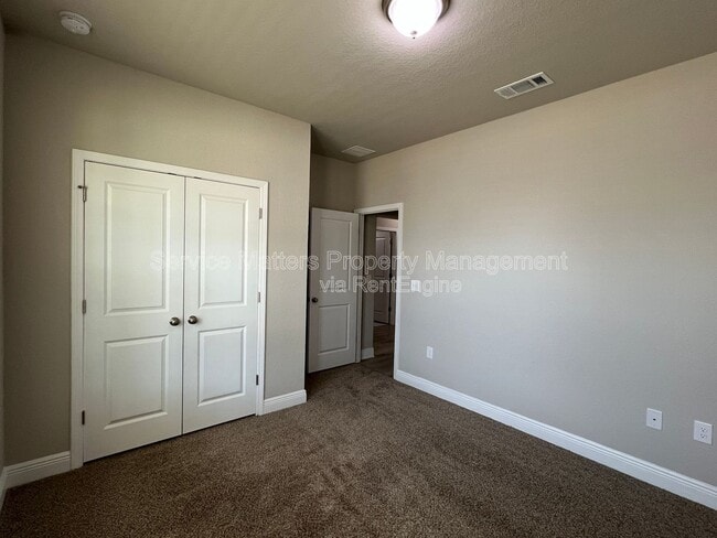 Building Photo - 5330 Parkside Dr