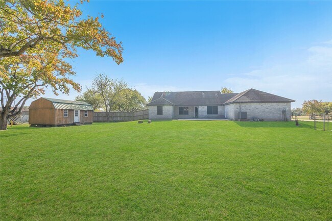 Building Photo - 2930 23rd Ave N