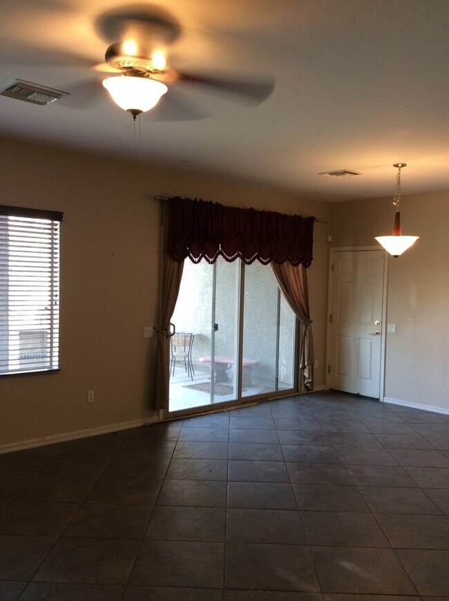 Building Photo - Great Eastside Home in Sierra Morado (Vail...